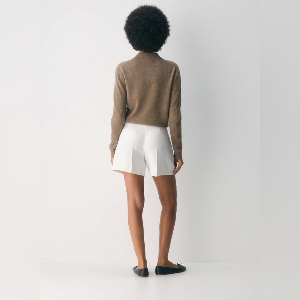Aritzia The Effortless Short™ Mid-Thigh - Crepette™, Light Birch - Picture 10 of 13